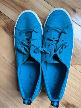 Sperry Bright Teal Canvas Lace-Up Sneakers